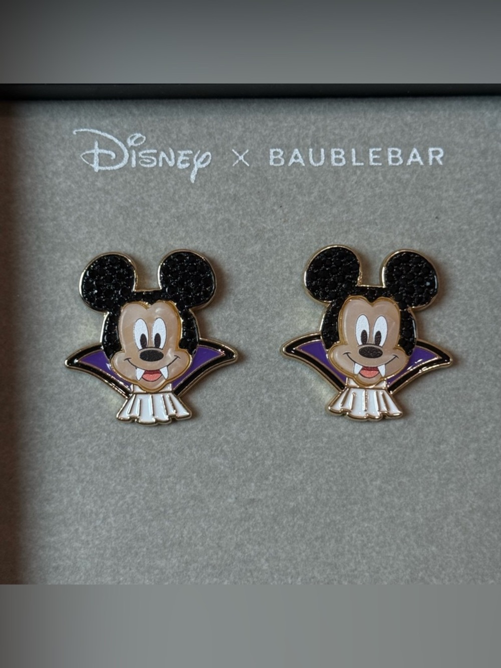 🧛🏼‍♂️BAUBLEBAR x Disney Mickey vampire earrings